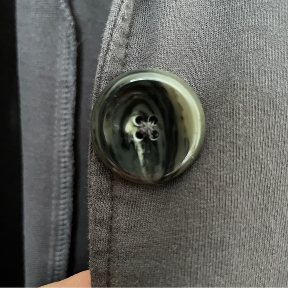 Michael Stars classic Stretchy Blazer - Picture 2 of 6